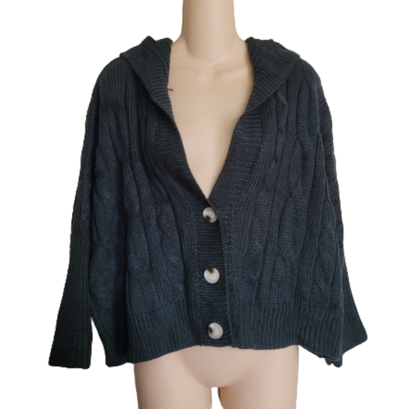Fashion Nova Green Oversized Cropped Hooded Cable Knit Sweater Size Women Medium - Picture 1 of 11